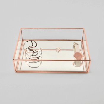    LC Designs Co. Ltd. .73124