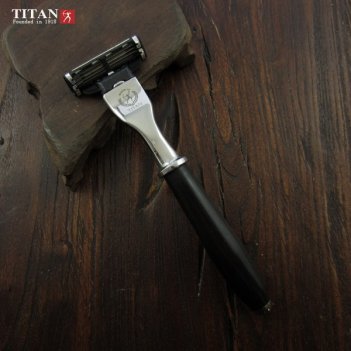   100%     Titan 1918